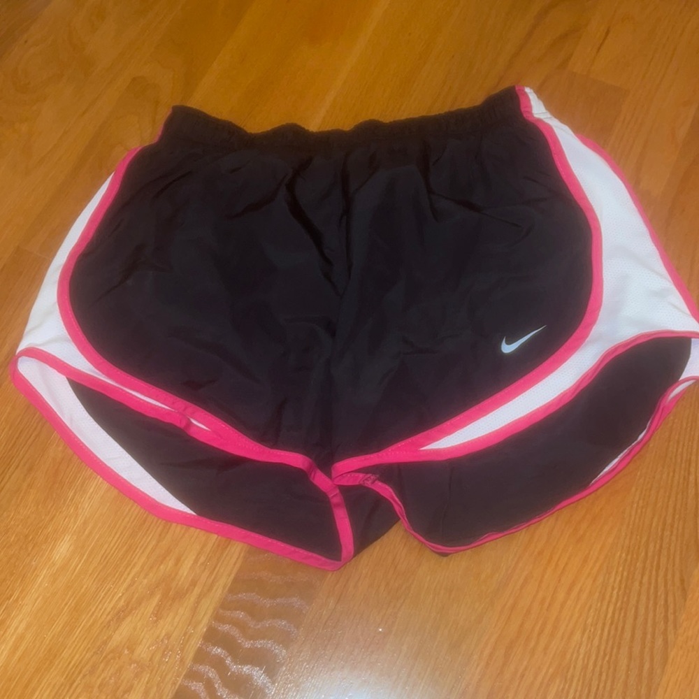 Womens Medium Nike Shorts